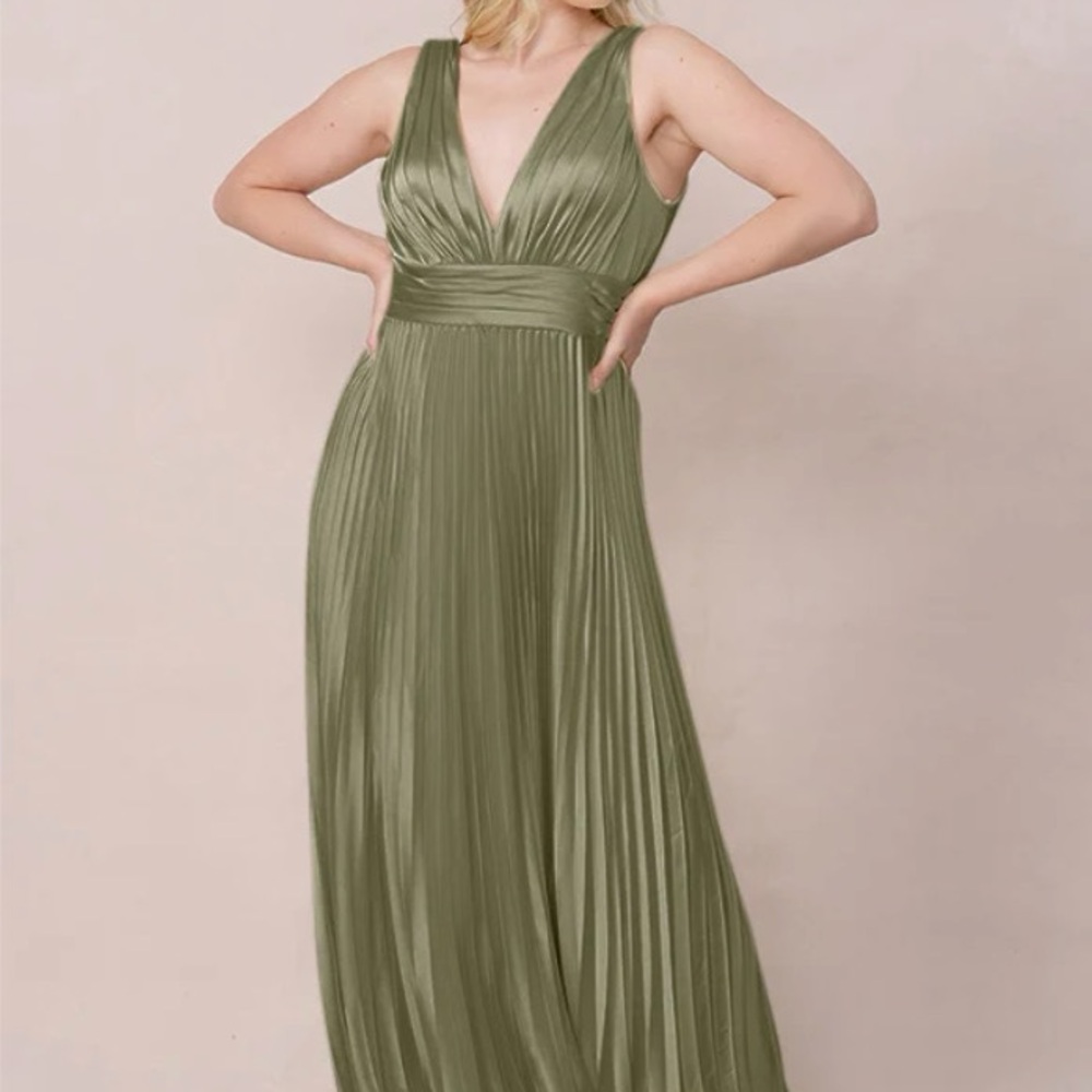 BNWT Revelry Satin Maxi Gown - Sage/Olive Green - Size 4